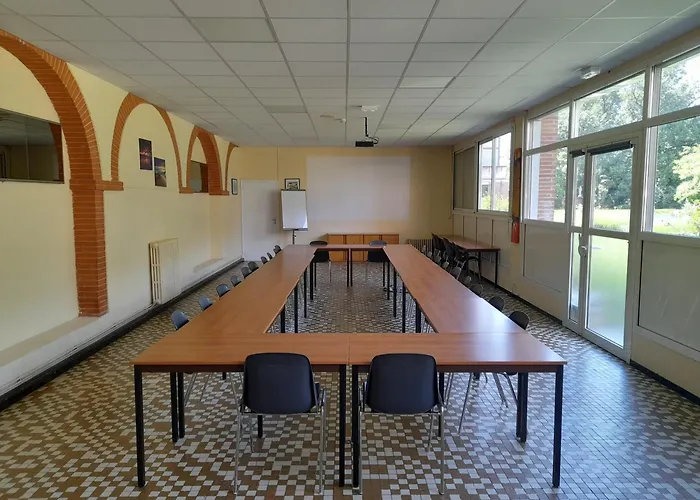 Hotel Centre Louis Ormieres Montauban