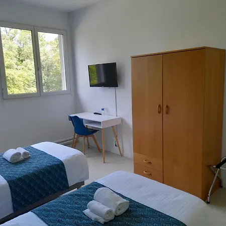 Centre Louis Ormières Hotel