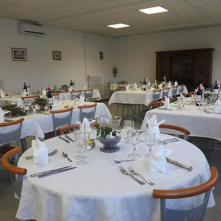 Centre Louis Ormieres Hotel *